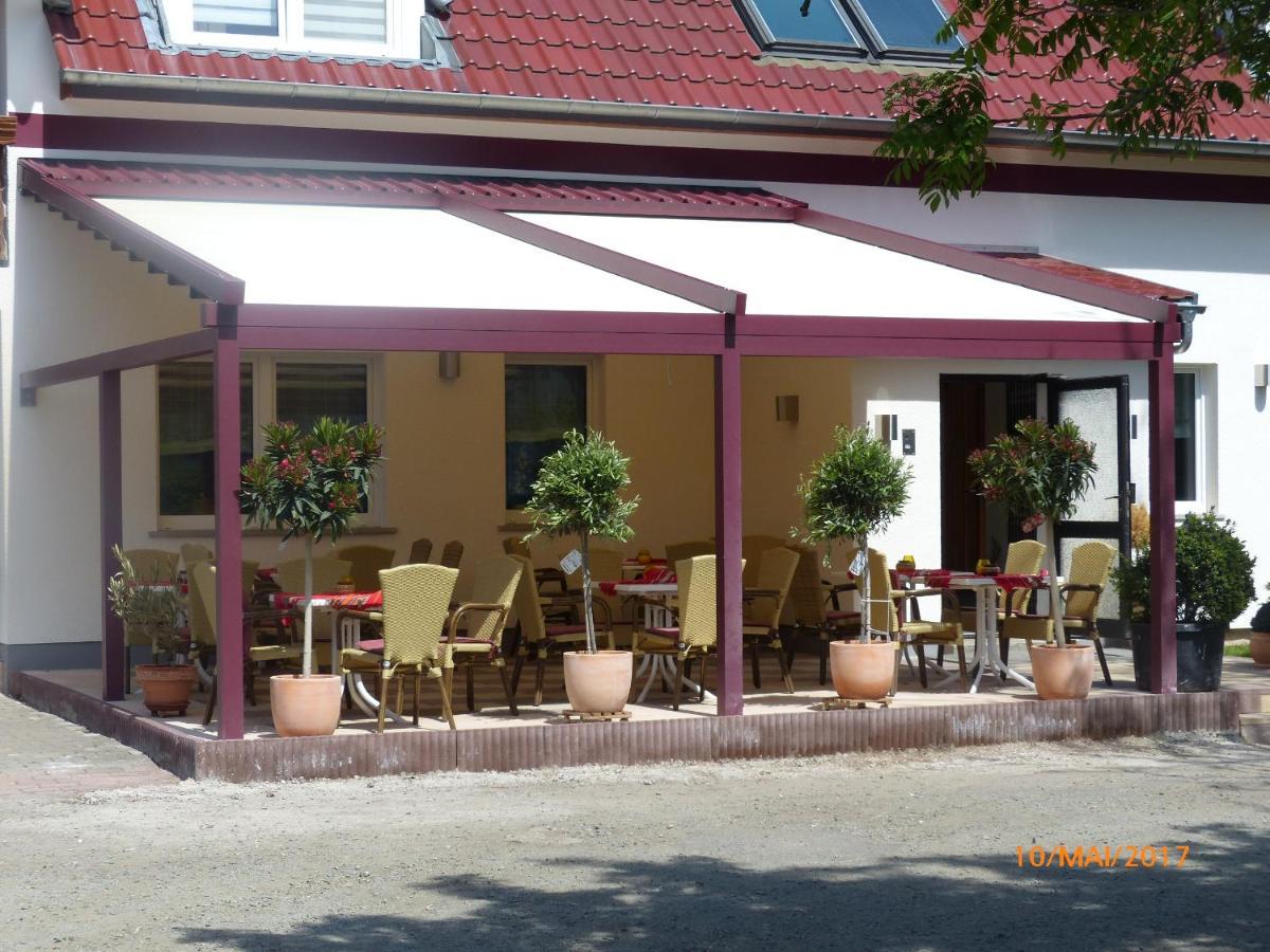 Hotel/Restaurant Balkan Soemmerda Exterior photo