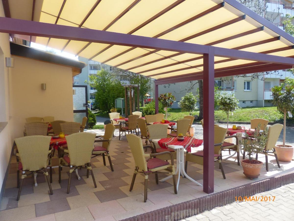 Hotel/Restaurant Balkan Soemmerda Exterior photo